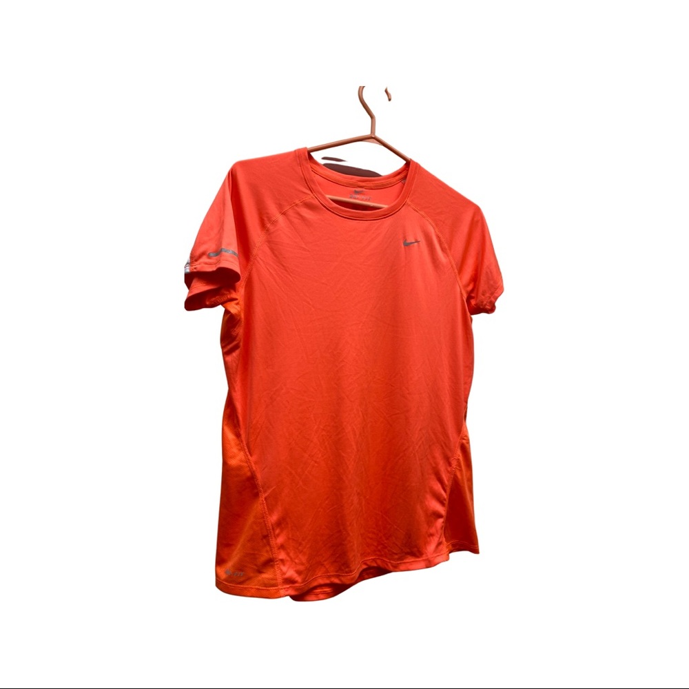 Nike Woman’s dri fit t shirt